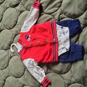 NWT Carter's 3 Piece Set, 3 Months, Football Onesie, Sweatshirt, and Pants